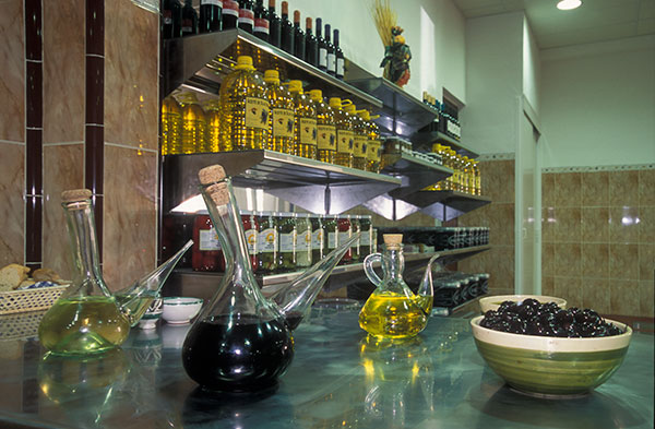 Магазин, специализирующийся на продаже оливкового масла
